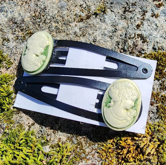 Cameo Clips - Picture 3 of 5